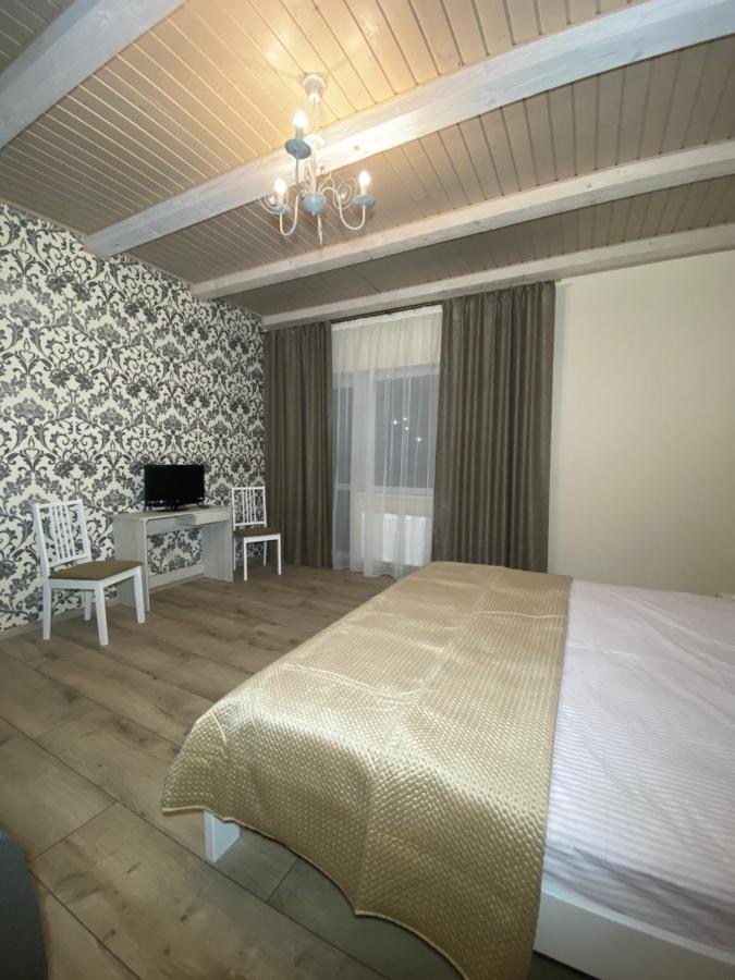 Hotel Солодкий Гранат Slavske Esterno foto