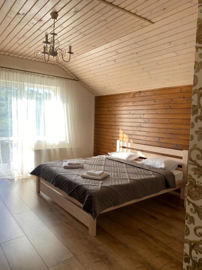 Hotel Солодкий Гранат Slavske Esterno foto